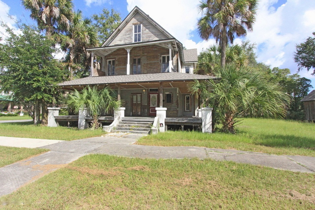 Circa 1890 Home