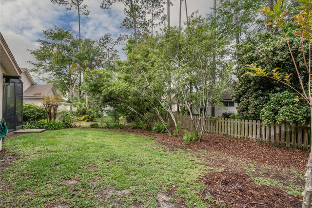 Conveniently Located Eagle Harbor Home
