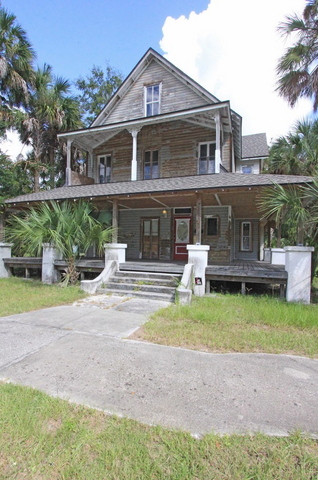 Circa 1890 Home
